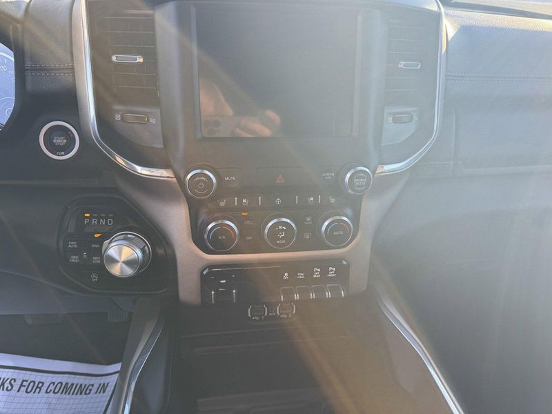 2022 RAM 1500 LaramieImage 24