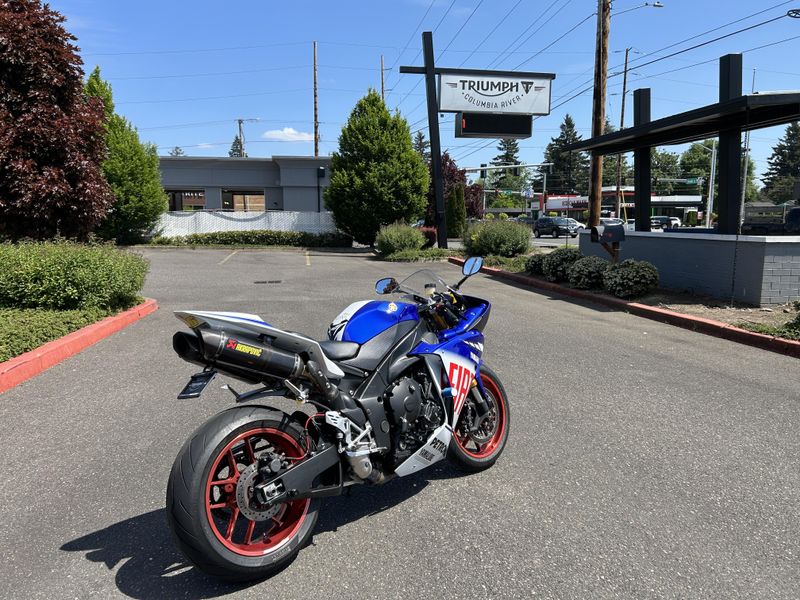 Used 2010 Yamaha YZF R1 LE 
