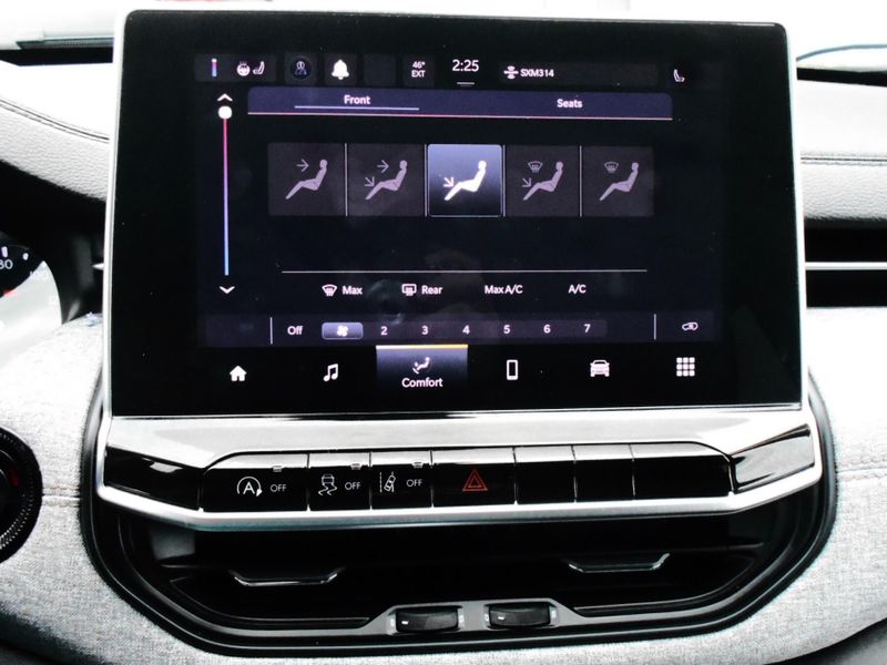 2022 Jeep Compass Latitude LuxImage 22