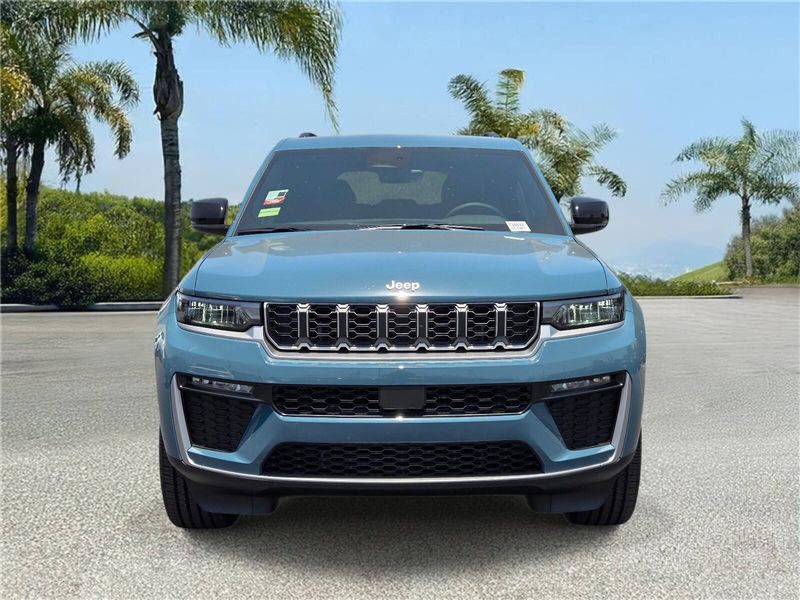 New 2026 Jeep Grand Cherokee Limited 4x2