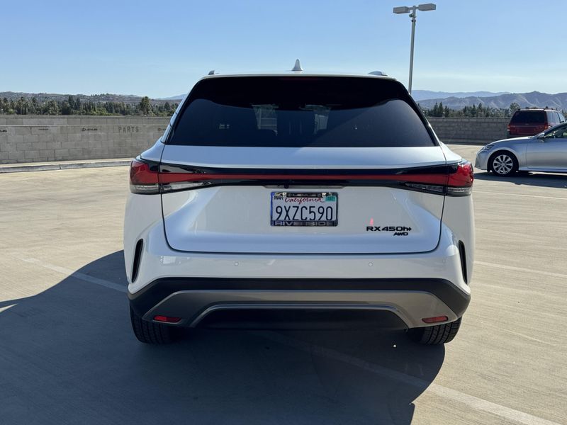Used 2026 Lexus RX 450h+ PremiumImage 8