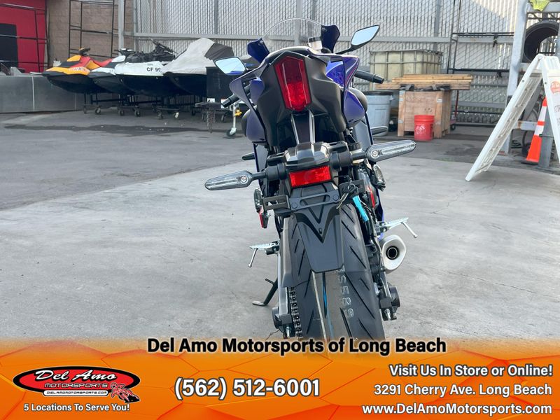2025 Yamaha YZF-R7 Image 9