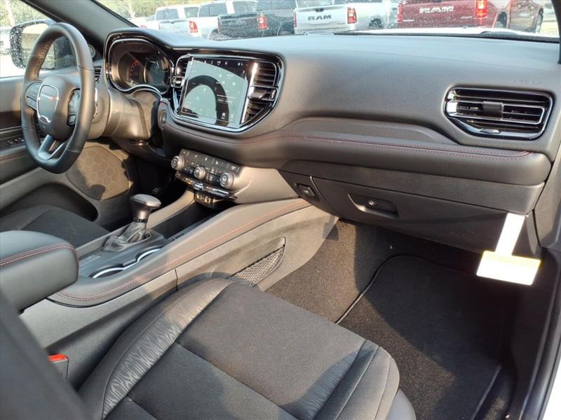 2026 Dodge Durango GT photo 4