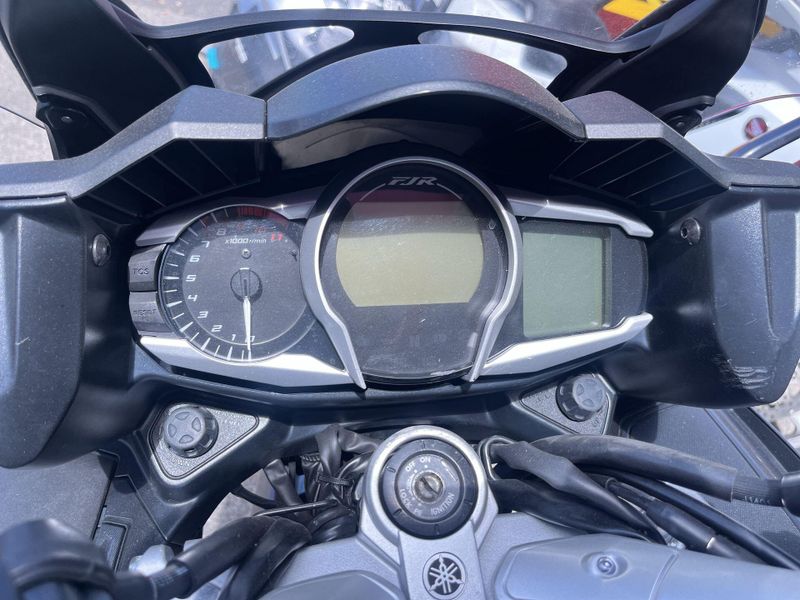 Used 2015 Yamaha FJR1300 Image 20