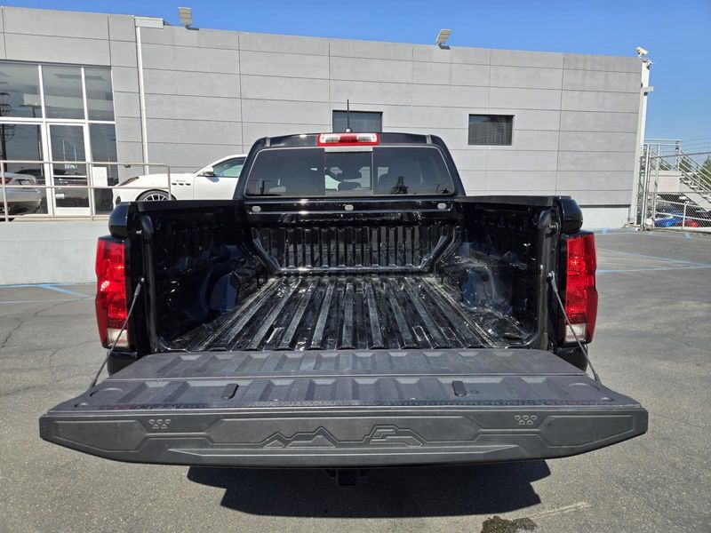 Used 2026 Chevrolet Colorado 2WD Crew Cab LT