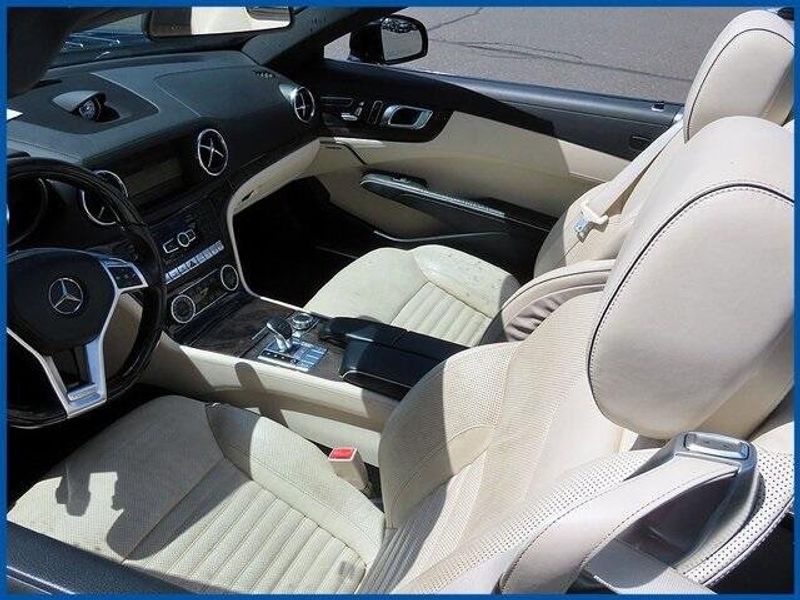 2013 Mercedes-Benz SL-Class SL 550Image 18