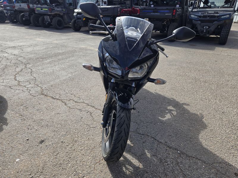USED 2015 HONDA CBR 300R Image 12