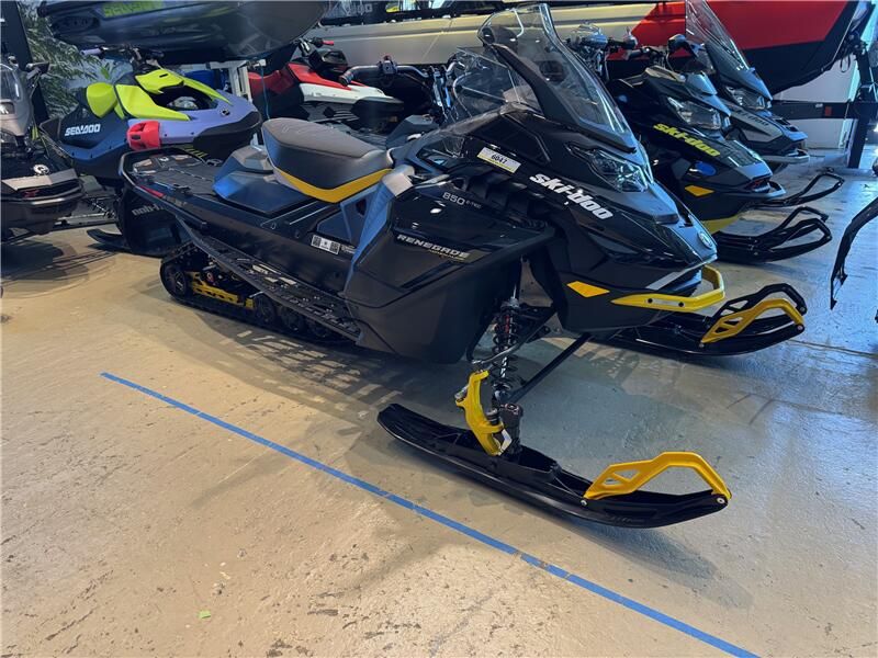 Used 2024 Ski-Doo RENEGADE ENDURO 850 Image 1
