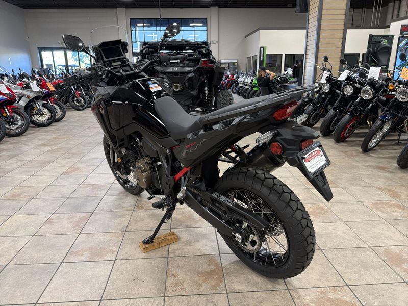 New 2026 Honda AFRICA TWIN DCT Image 15