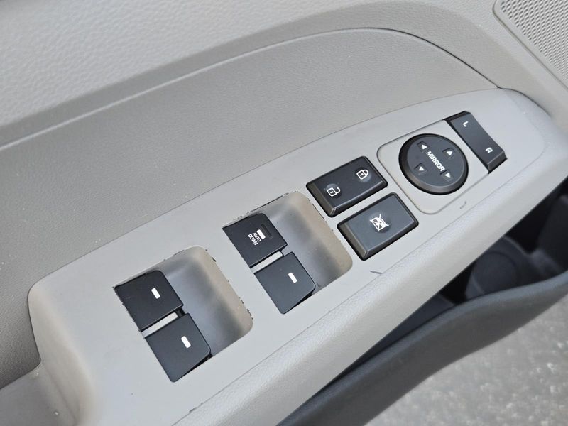 Used 2019 Hyundai Elantra SE