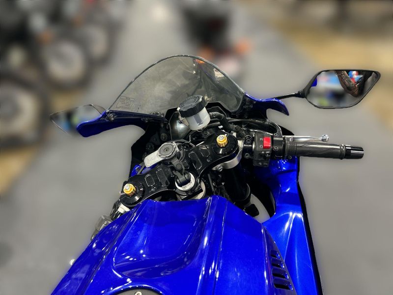 Used 2023 Yamaha YZF-R7 Image 21