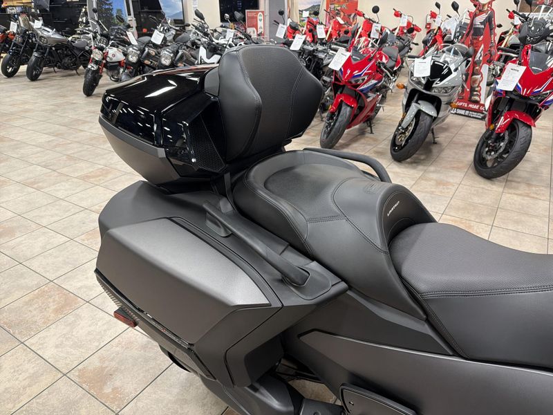 New 2026 Can-Am SPYDER RT LIMITED (SE6) Image 25