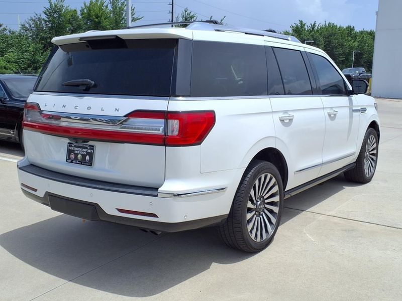 2021 Lincoln Navigator ReserveImage 12