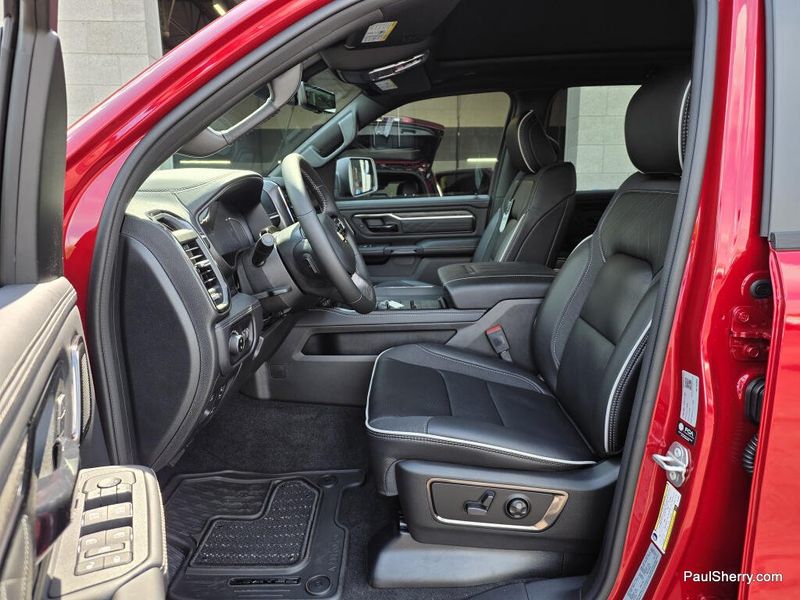 New 2026 RAM 1500 Limited Crew Cab 4x4 5'7' Box