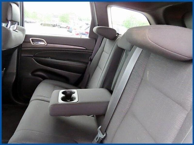 2014 Jeep Grand Cherokee LaredoImage 10