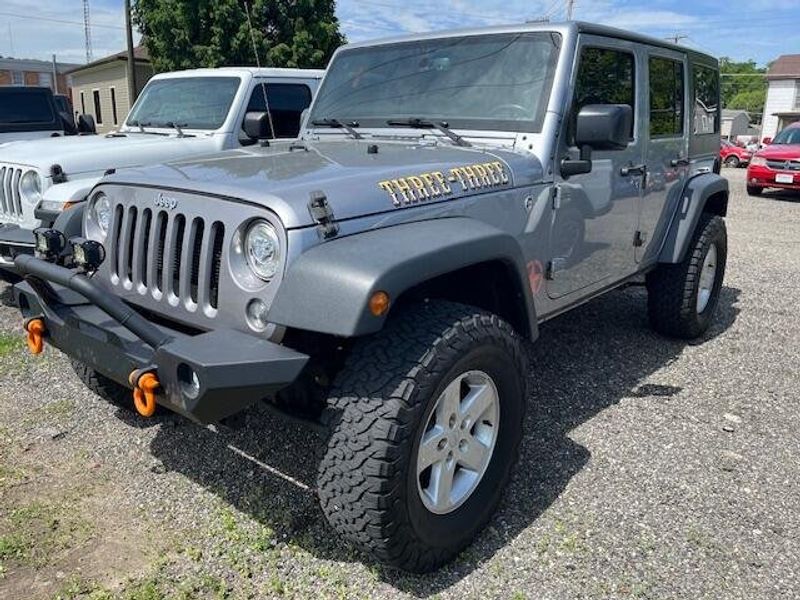 2017 JEEP WRANGLER Unlimited SportImage 1