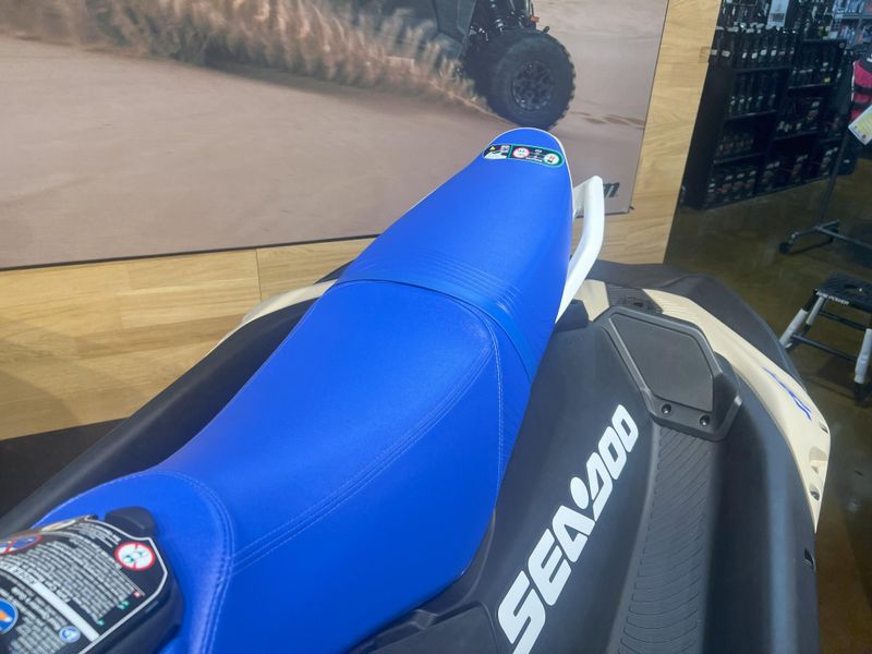 2025 Sea-Doo SPARK FOR 3 90 TRIXX (SOUND SYSTEM) Image 14