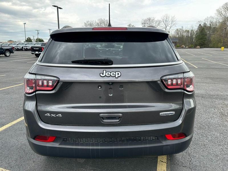 2020 Jeep Compass LatitudeImage 14