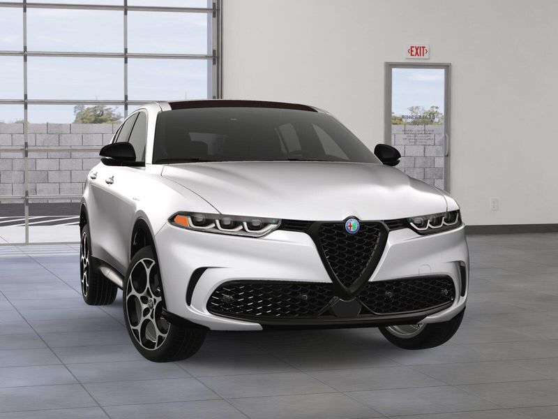 New 2025 Alfa Romeo Tonale AwdImage 29