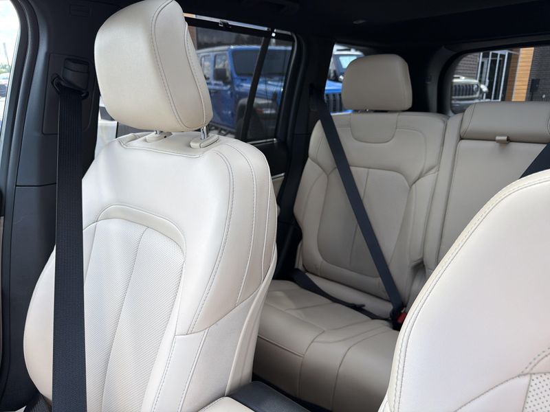 Used 2024 Jeep Grand Cherokee LimitedImage 35