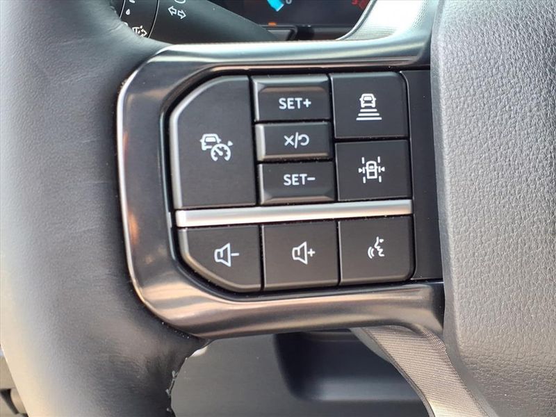 Used 2025 Ford F-450SD PlatinumImage 23