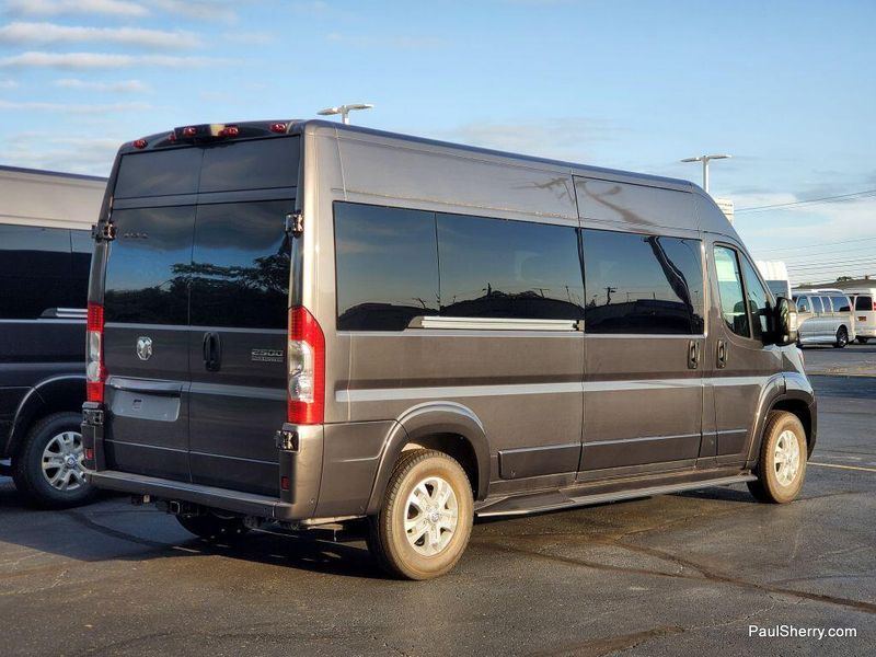 2024 RAM ProMaster 2500 Window Van High Roof 159WBImage 3