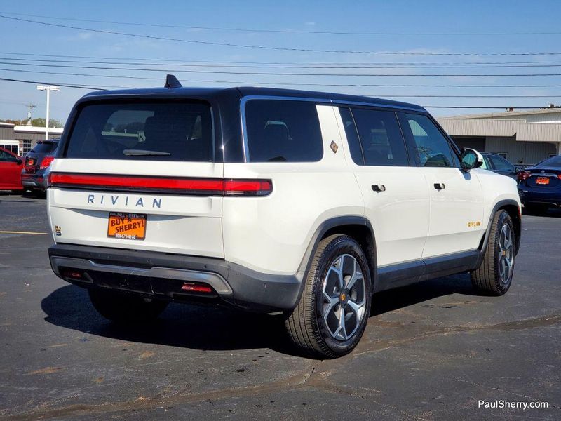 2023 Rivian R1S AdventureImage 10