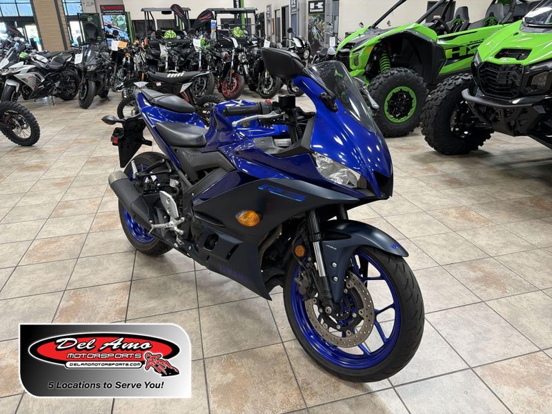 Used 2023 Yamaha YZF-R3 ABS Image 1