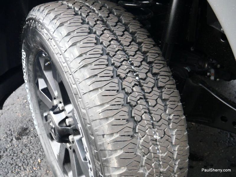 New 2026 RAM 3500 Laramie Crew Cab 4x4 6'4' Box