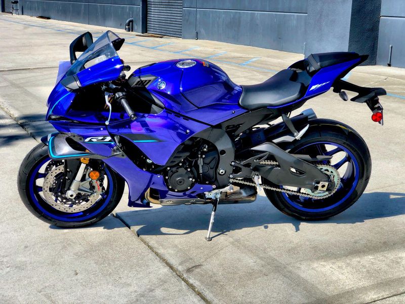 New 2026 Yamaha YZF-R1 Image 14