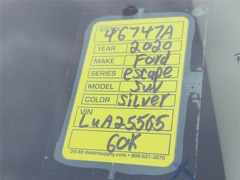 2020 Ford Escape SEImage 33