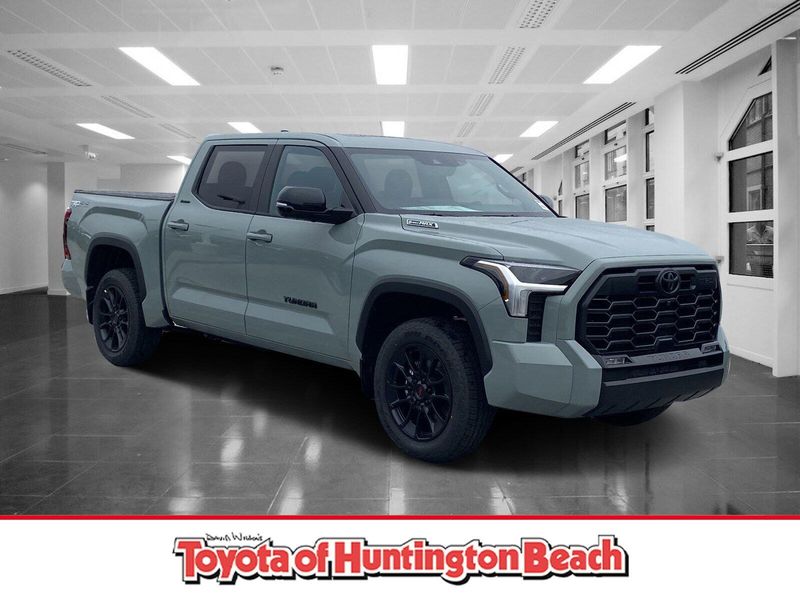 2025 Toyota Tundra Limited HybridImage 1