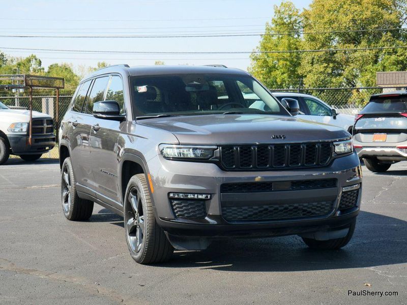 Used 2024 Jeep Grand Cherokee L Limited Black