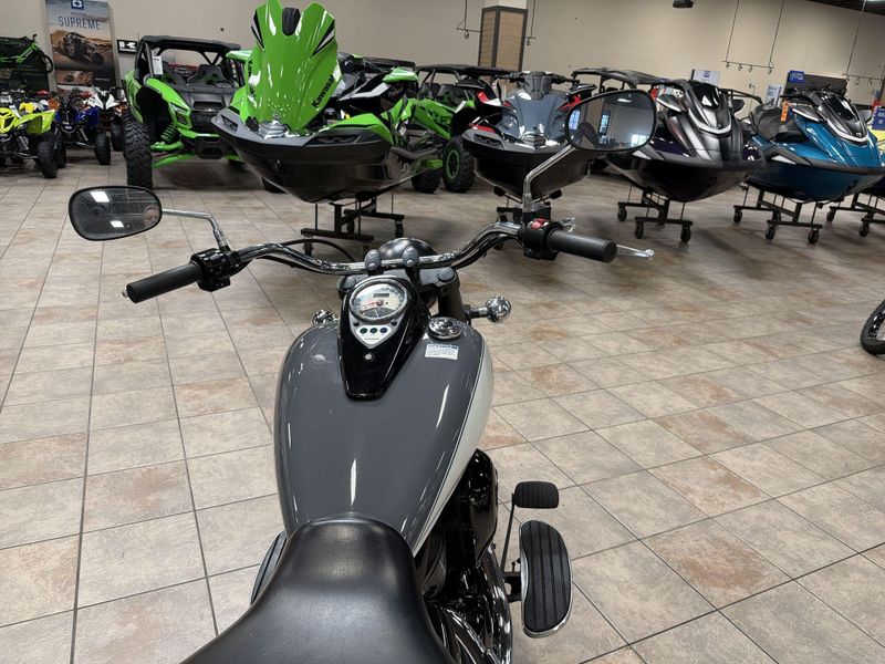 Used 2024 Kawasaki VULCAN 900 CLASSIC Image 25