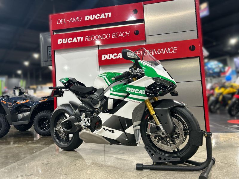 Used 2025 Ducati PANIGALE V4 TRICOLORE Image 2
