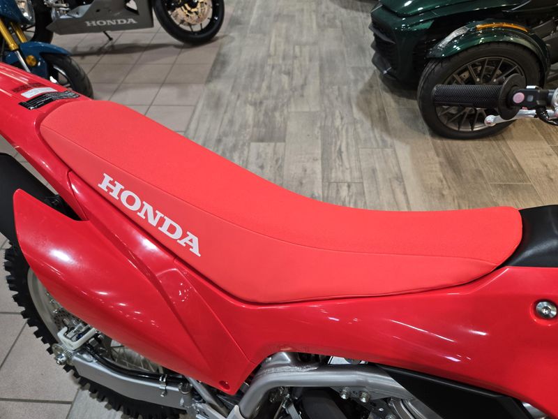 2025 Honda CRF 250F RED Image 12