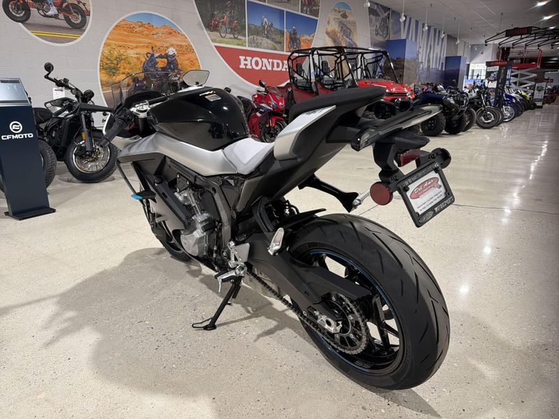 New 2026 CFMOTO 675SS Image 15