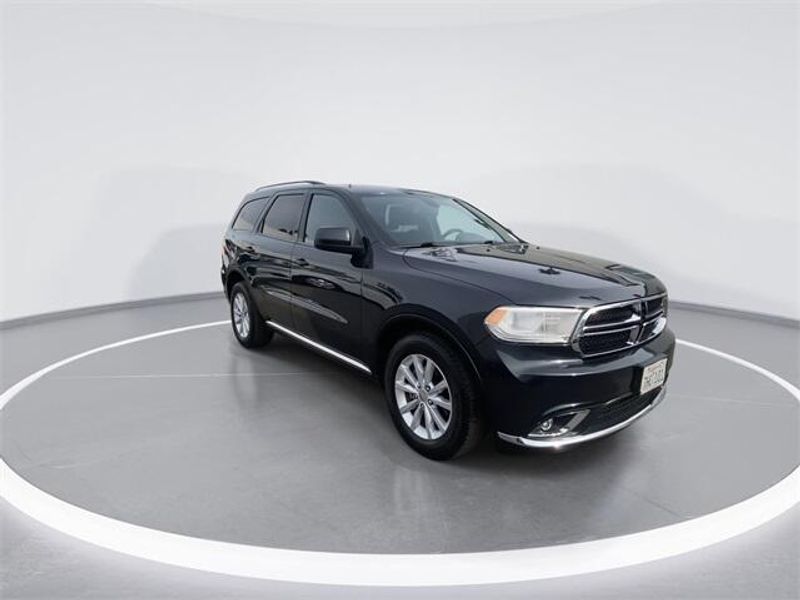 2014 Dodge Durango SXTImage 2