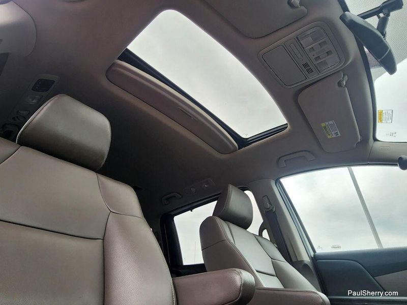 2013 Honda Odyssey EX-L photo 4