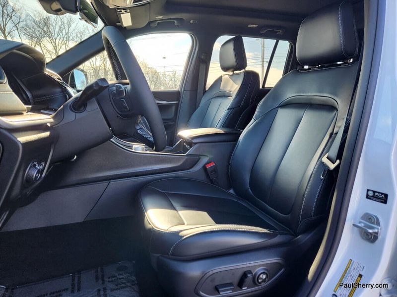 New 2026 Jeep Grand Cherokee Limited 4x4