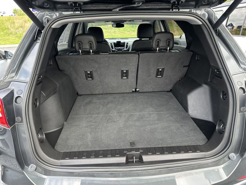 2018 Chevrolet Equinox PremierImage 13