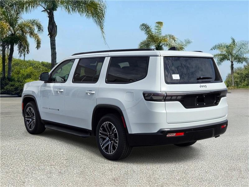 2026 Jeep Grand Wagoneer 4x2