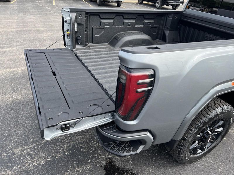 2026 Gmc Sierra HD AT4 photo 46