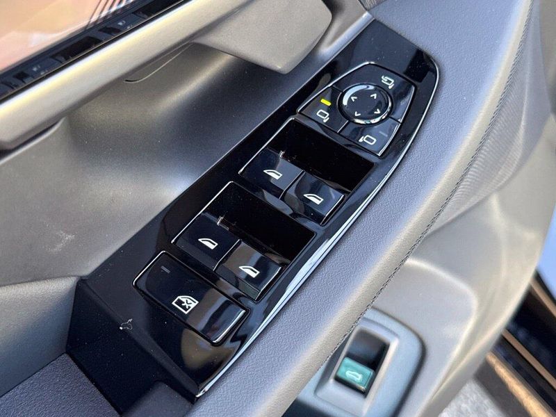 New 2027 BMW 5 Series 530iImage 14