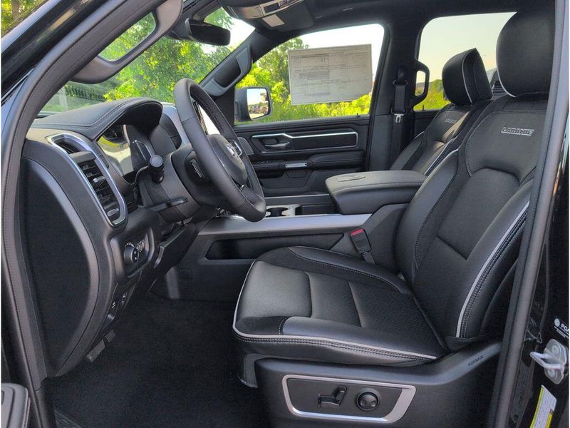 New 2025 RAM 1500 Laramie Crew Cab 4x4 5