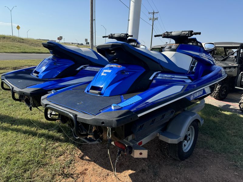 2017 Yamaha FX SVHO AZURE BLUE Image 5