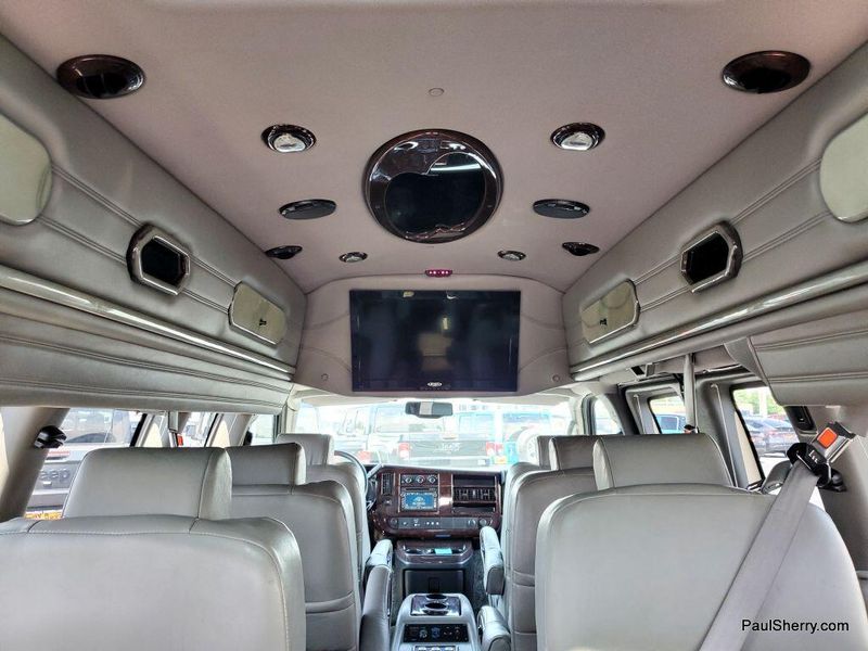 2013 GMC Savana 2500 Image 35