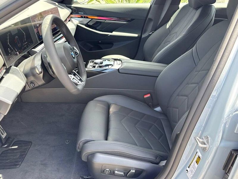 New 2027 BMW 5 Series 530iImage 17