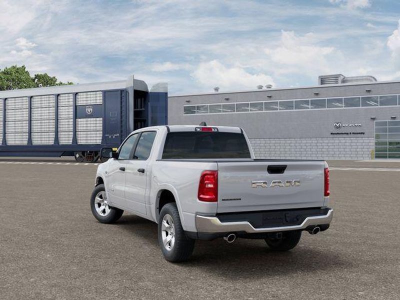 New 2026 RAM 1500 Big Horn Crew Cab 4x2 5