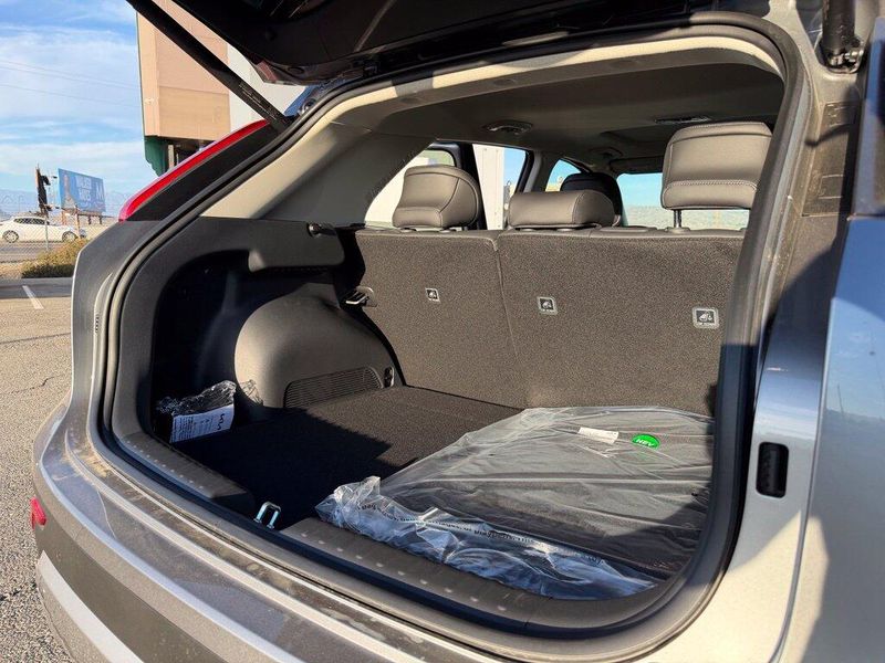 New 2026 Kia Niro EXImage 18